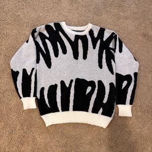 Size M Street Style Sweater